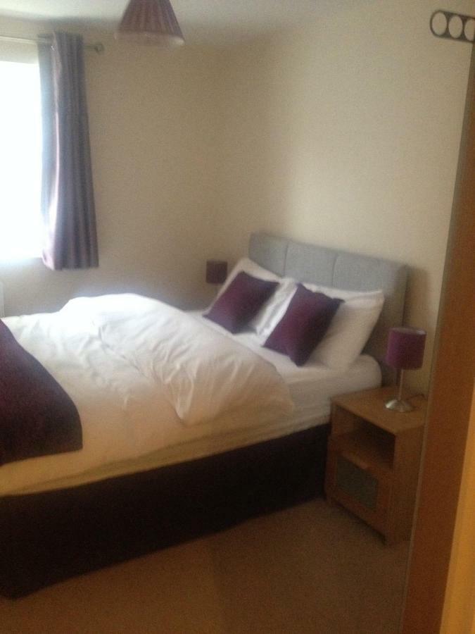 Appartement Stockley Near Heathrow à Yiewsley Extérieur photo